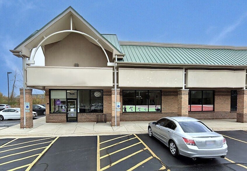 504 Northwest Hwy, Cary, IL à louer - Photo de l’immeuble – Image 2 sur 5