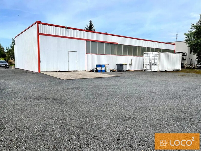 72 Avenue De Rodez, Luc-la-Primaube à louer - Photo de l’immeuble – Image 2 sur 3