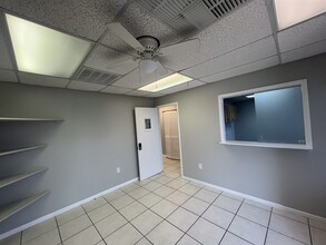 38184 Medical Center Ave, Zephyrhills, FL à louer Photo intérieure– Image 1 sur 10