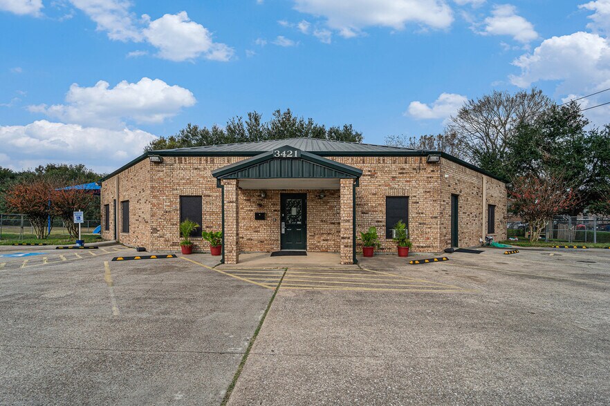 3421 E Walnut St, Pearland, TX à vendre - Photo de l’immeuble – Image 2 sur 121