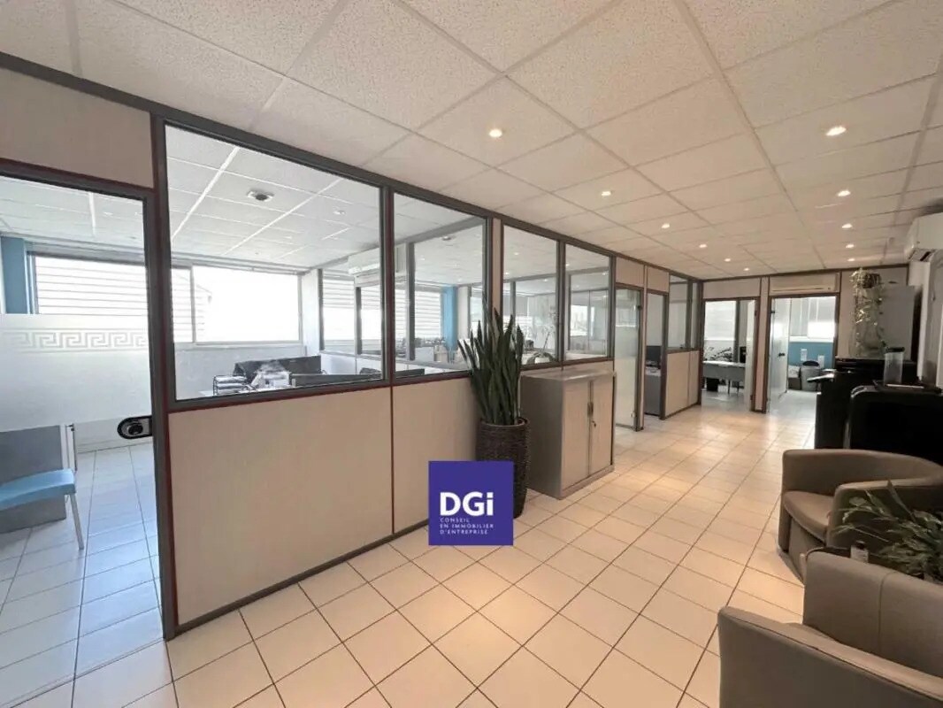 Bureau dans Nîmes à louer Photo intérieure– Image 1 sur 7