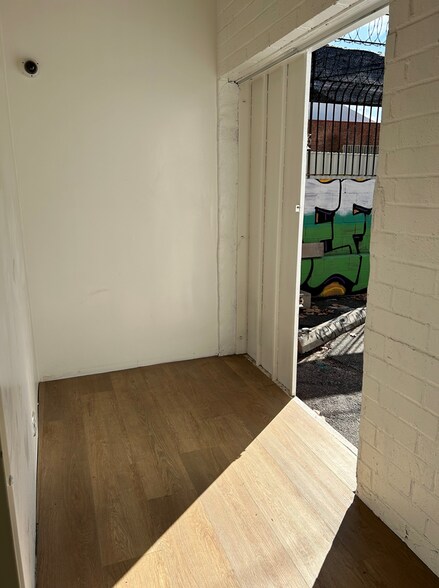 1400 S Olive St, Los Angeles, CA à louer - Photo intérieure – Image 3 sur 9