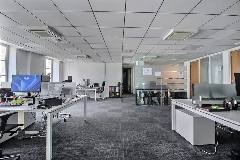 11 Rue De Mogador, Paris à louer - Photo de l’immeuble – Image 2 sur 28