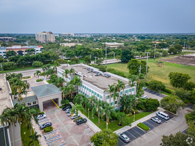 7951 SW 6th St, Plantation, FL à louer - Aérien – Image 2 sur 7