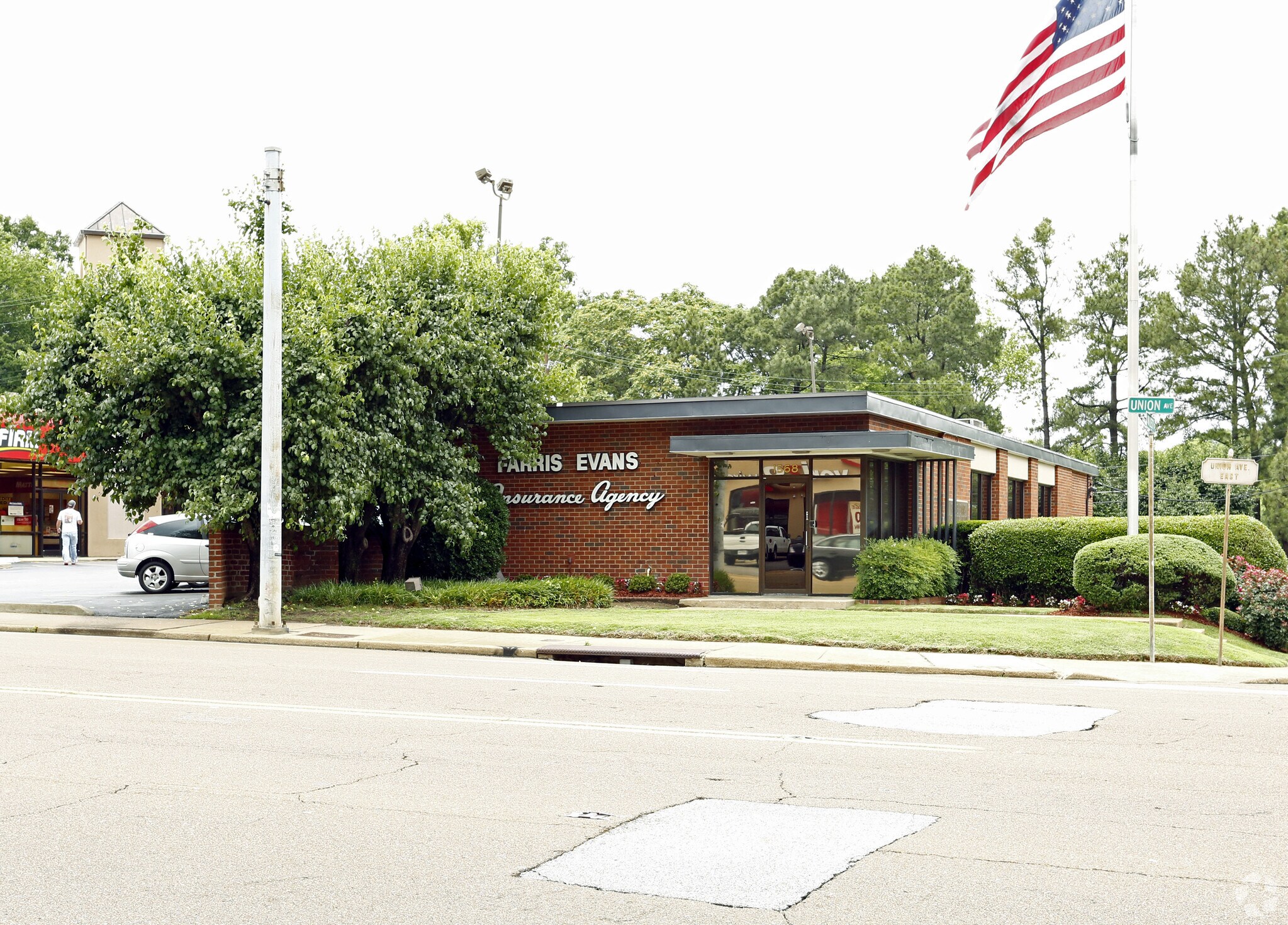 1568 Union Ave, Memphis, TN à vendre Photo principale– Image 1 sur 7