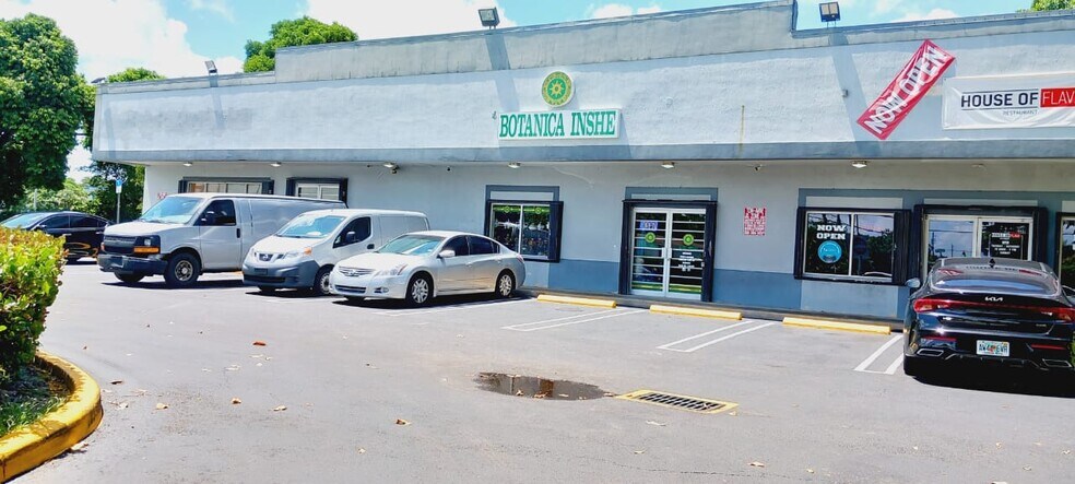 2675 NW 207th St, Miami Gardens, FL à louer - Photo de l’immeuble – Image 2 sur 9