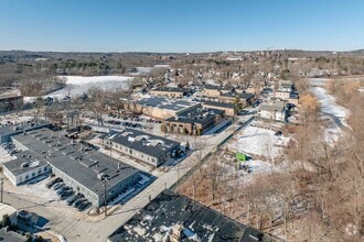 77 Rumford Ave, Waltham, MA - VUE AÉRIENNE  vue de carte