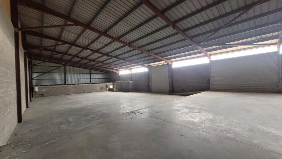 Local d’activités dans Cournonterral à louer - Photo intérieure – Image 2 sur 7