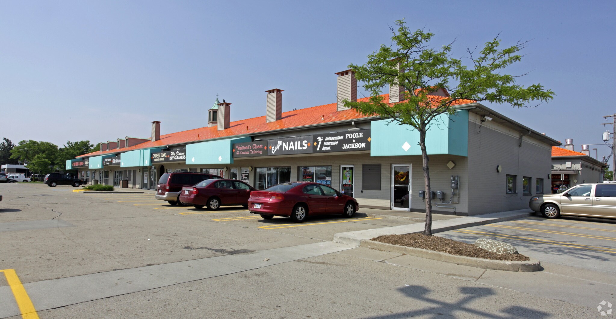 15612 W 10 Mile Rd, Southfield, MI à louer Photo principale– Image 1 sur 8