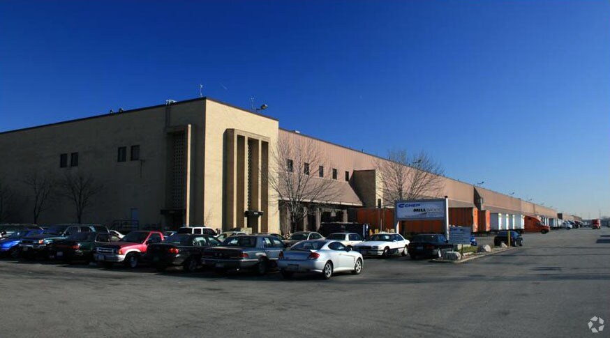 5000 Proviso Dr, Melrose Park, IL à louer - Photo de l’immeuble – Image 2 sur 9