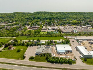 Plus de détails pour 115 S Service Road – à vendre, Grimsby, ON