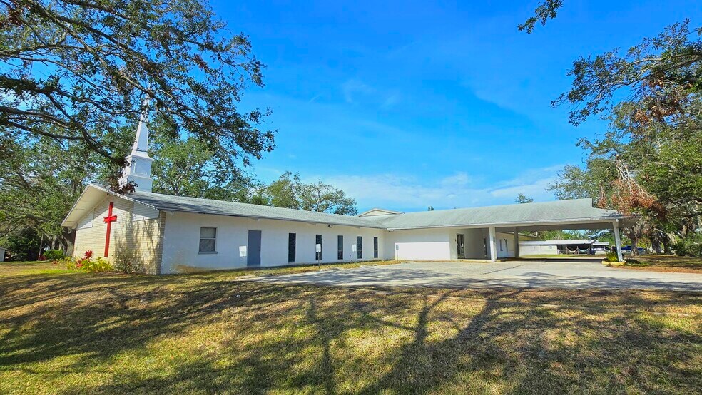 1803 57th Ave W, Bradenton, FL à louer - Photo principale – Image 1 sur 10