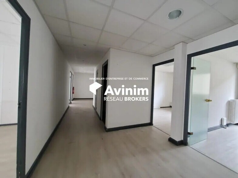 Bureau dans Annecy à louer - Photo intérieure – Image 1 sur 4