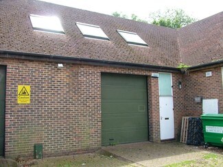 Plus de détails pour Tanners Ct, Brockham - Local d'activités à louer