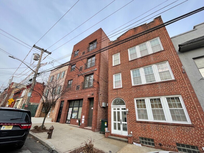 85 Montgomery Ave, Staten Island, NY à vendre - Photo de l’immeuble – Image 2 sur 10