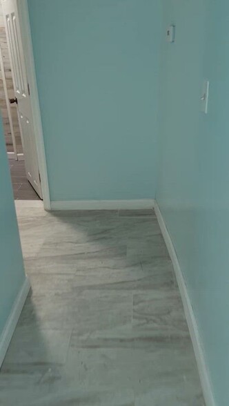 440 W Merrick Rd, Valley Stream, NY à louer - Vidéo sur l’annonce professionnelle – Image 2 sur 9