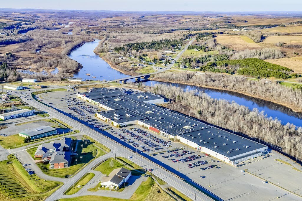 830 Main St, Presque Isle, ME à louer Aérien– Image 1 sur 9