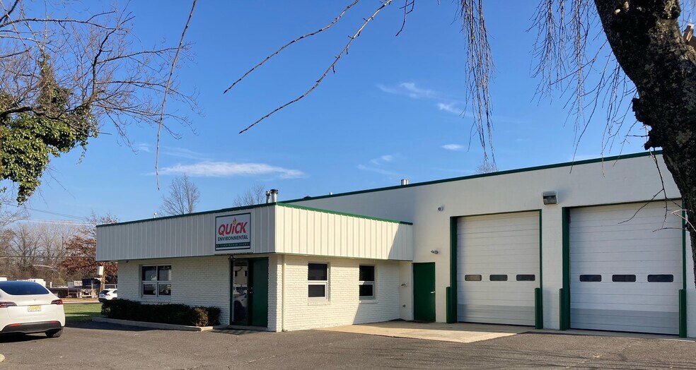 61 Cunningham Ave, Hamilton, NJ à vendre - Photo de l’immeuble – Image 2 sur 15