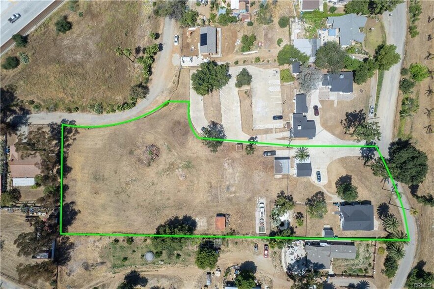 1390 Prospect Dr, Pomona, CA à vendre - Photo de l’immeuble – Image 2 sur 14