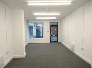 4-6 Queen St, Carmarthen à louer Photo intérieure– Image 2 sur 2