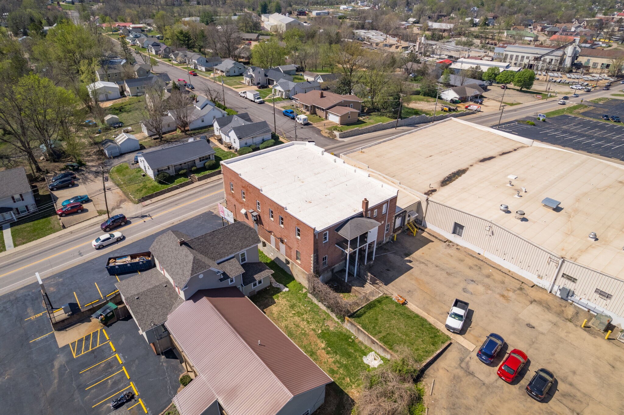 702 Benham St, Bonne Terre, MO à vendre Photo principale– Image 1 sur 19