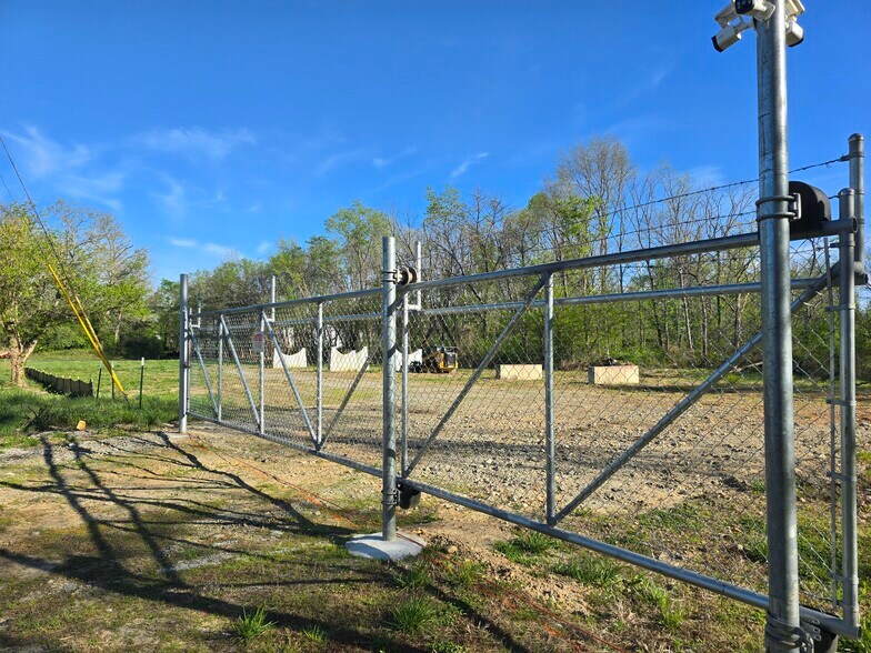 65 Mills Gap rd, Fletcher, NC à vendre - Autre – Image 2 sur 6
