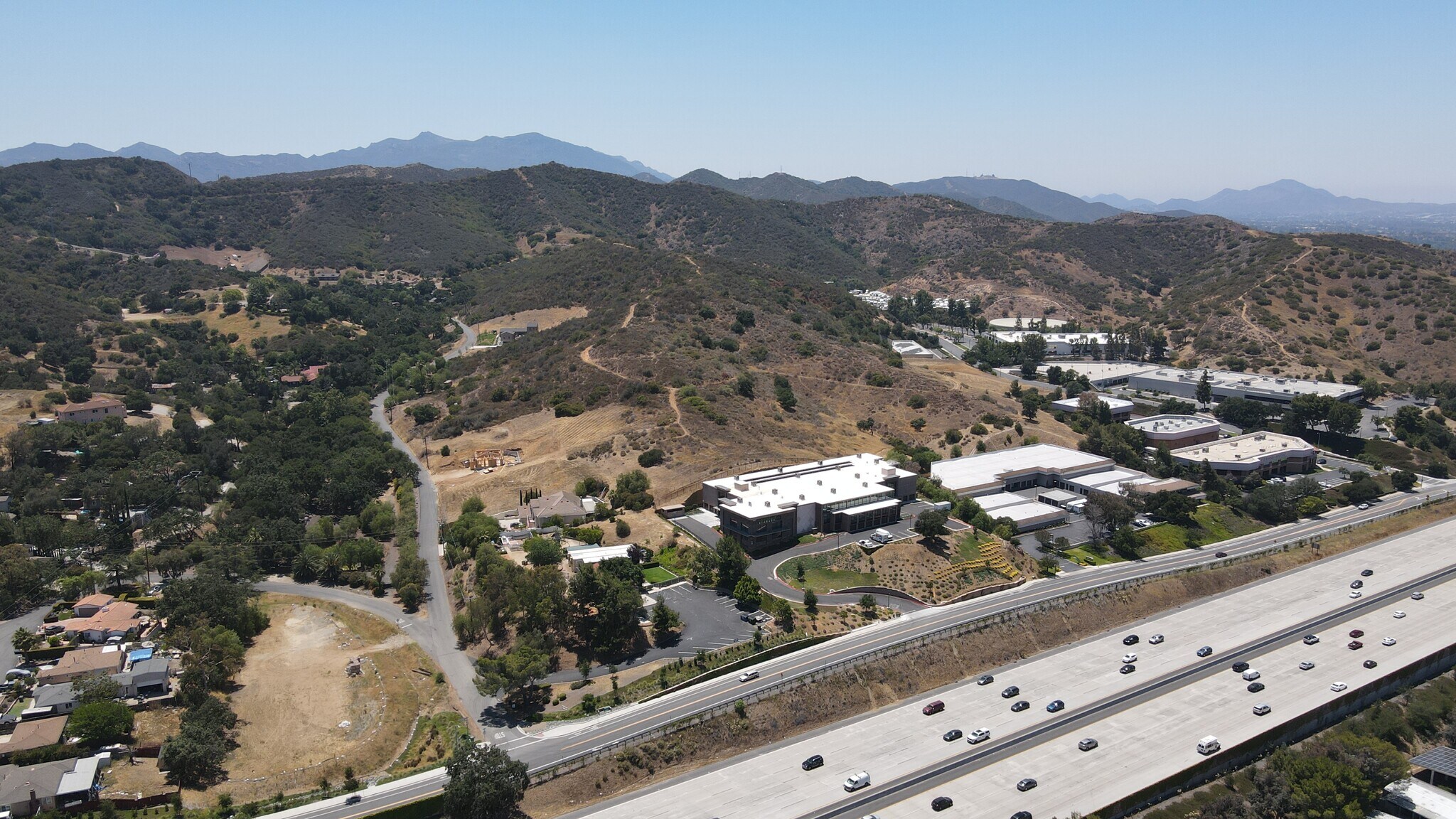 1 Skyline Dr, Thousand Oaks, CA à vendre Aérien– Image 1 sur 23