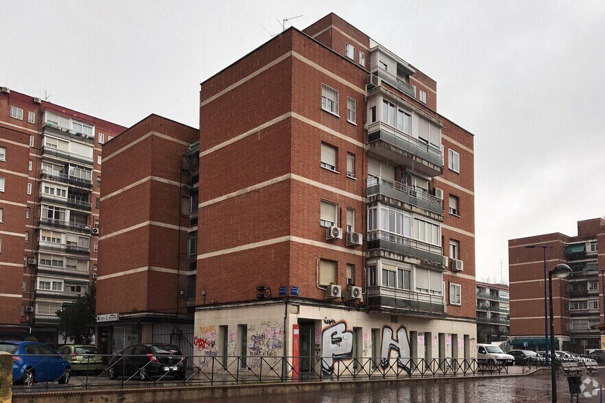 Local commercial dans Leganés, Madrid à louer - Photo principale – Image 1 sur 2