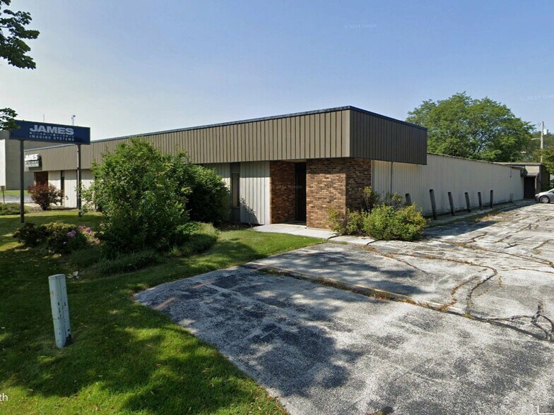 1406 N 25th St, Sheboygan, WI à louer - Photo de l’immeuble – Image 2 sur 19