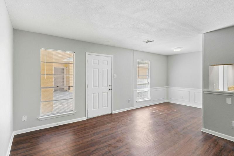 932 7th Ave N, Texas City, TX à vendre - Photo de l’immeuble – Image 2 sur 8