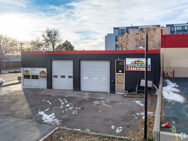 5700 W Alameda Ave, Denver, CO à vendre - Photo de l’immeuble – Image 3 sur 15