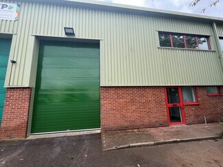 Plus de détails pour Primrose Hl, Kings Langley - Industriel/Logistique à louer