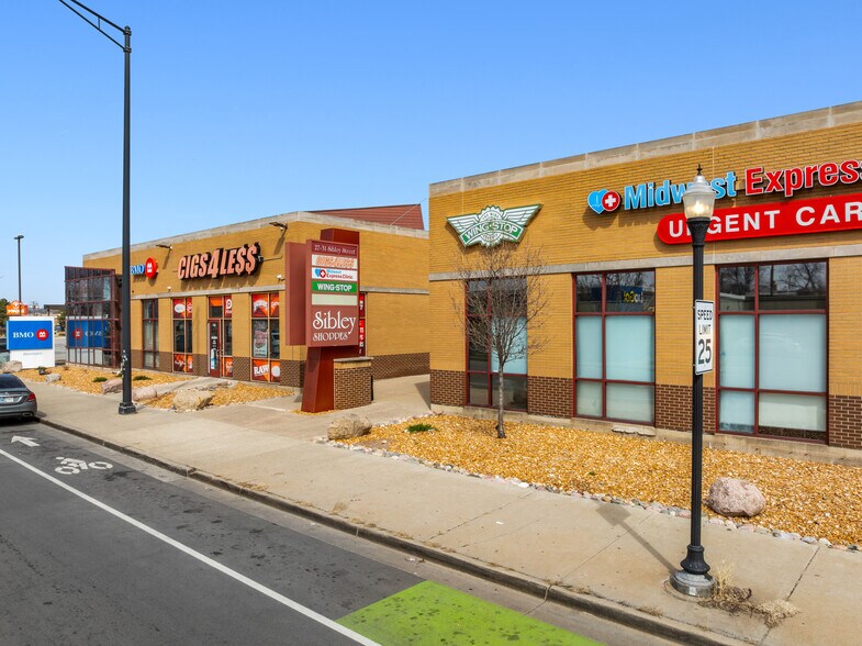 25-33 E Sibley Blvd, Hammond, IN à vendre - Photo de l’immeuble – Image 2 sur 9