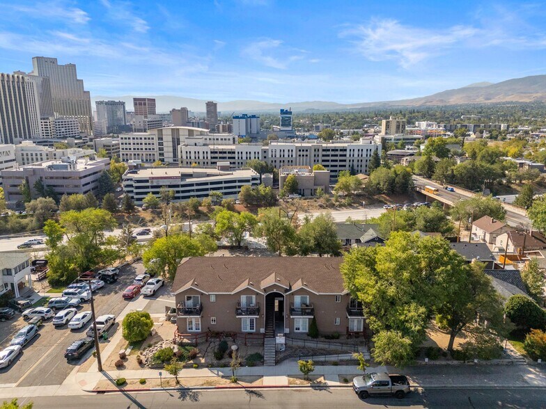 400 University Ter, Reno, NV à vendre - Photo de l’immeuble – Image 2 sur 5