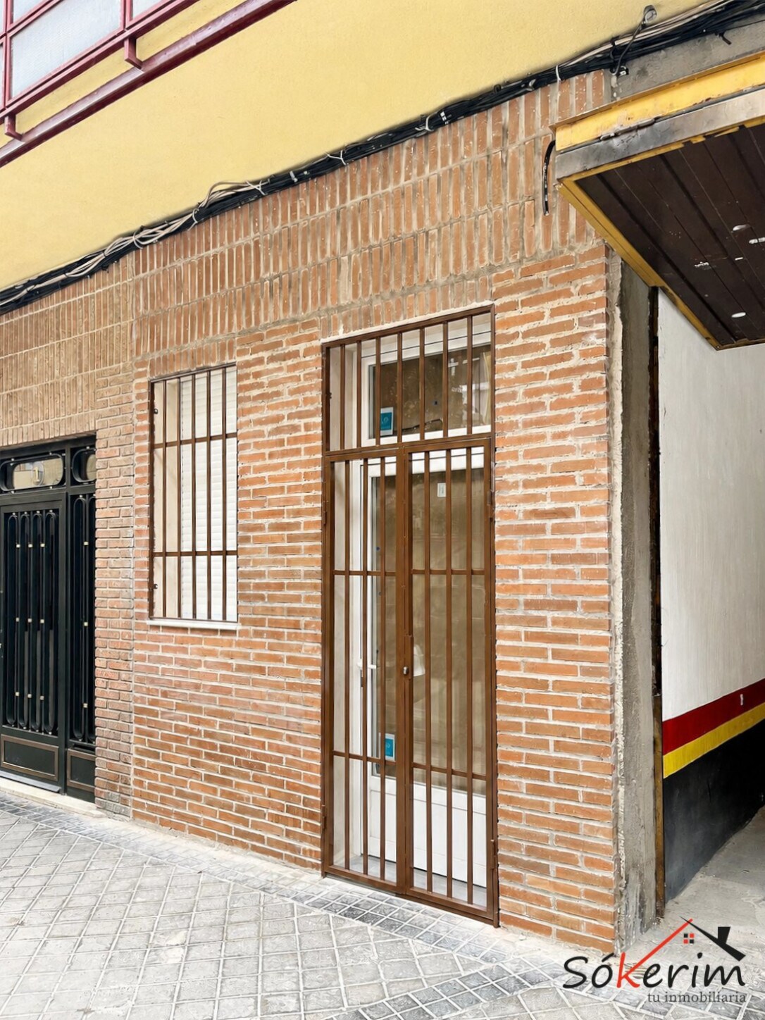 Immeuble residentiel dans Madrid, Madrid à vendre Photo de l’immeuble– Image 1 sur 5