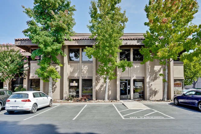 1754 Technology Dr, San Jose, CA à vendre - Photo principale – Image 2 sur 23