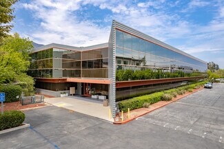 Plus de détails pour 320 N Halstead St, Pasadena, CA - Bureau à louer