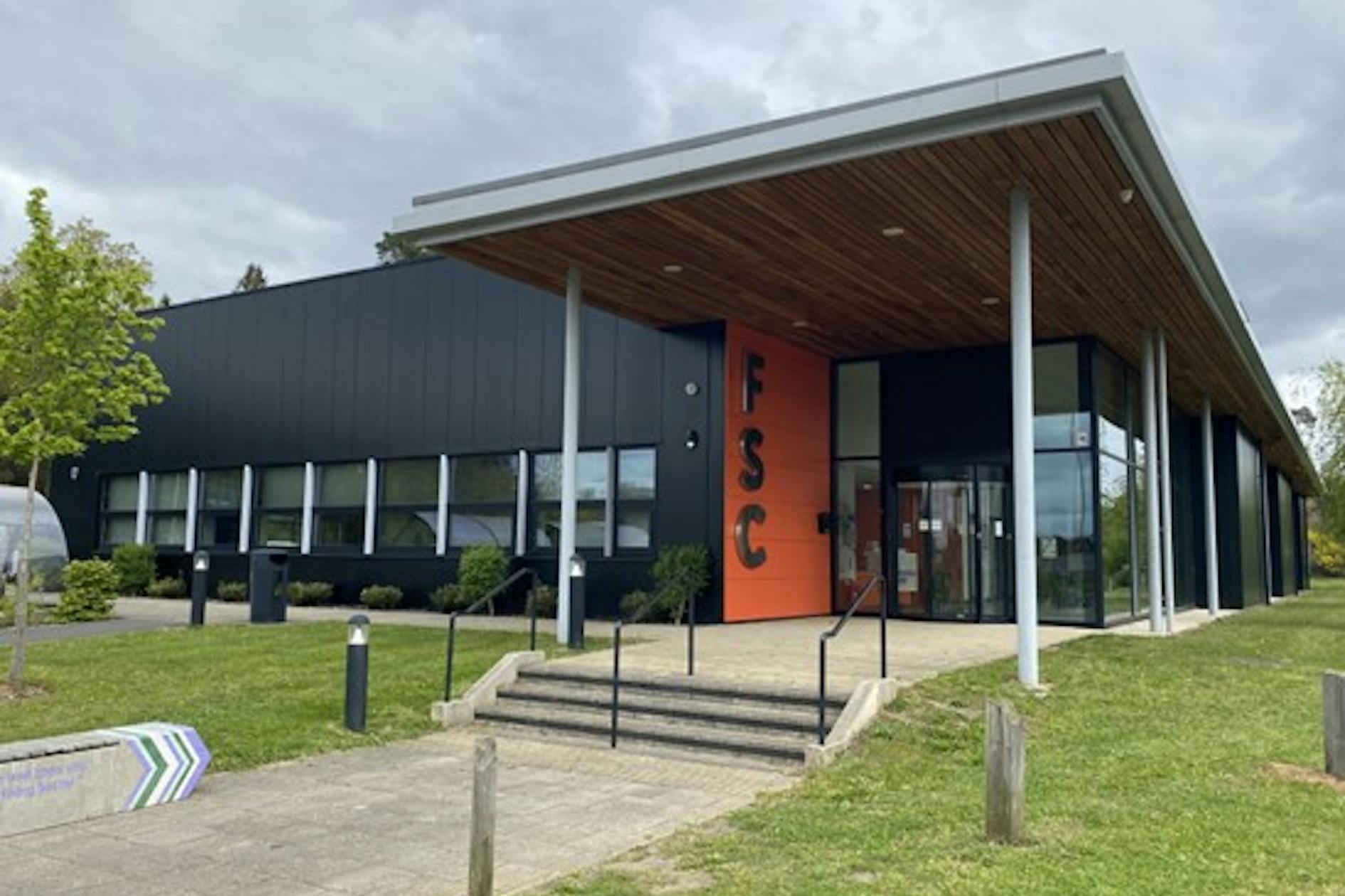 Future Skills Centre, 2 Hudson Road, Bordon à louer Photo principale– Image 1 sur 9