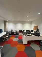 523 W 6th St, Los Angeles, CA à louer Photo intérieure– Image 1 sur 3