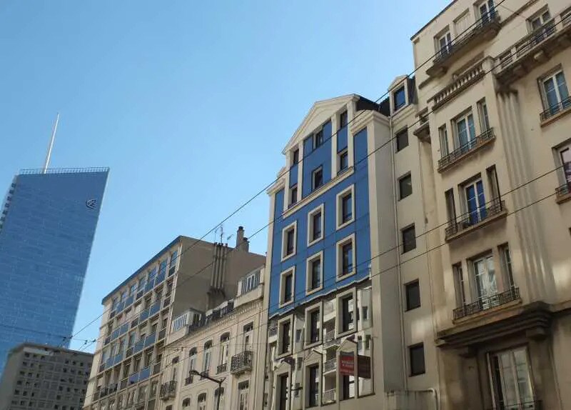 Bureau dans Lyon à louer - Photo de l’immeuble – Image 1 sur 6