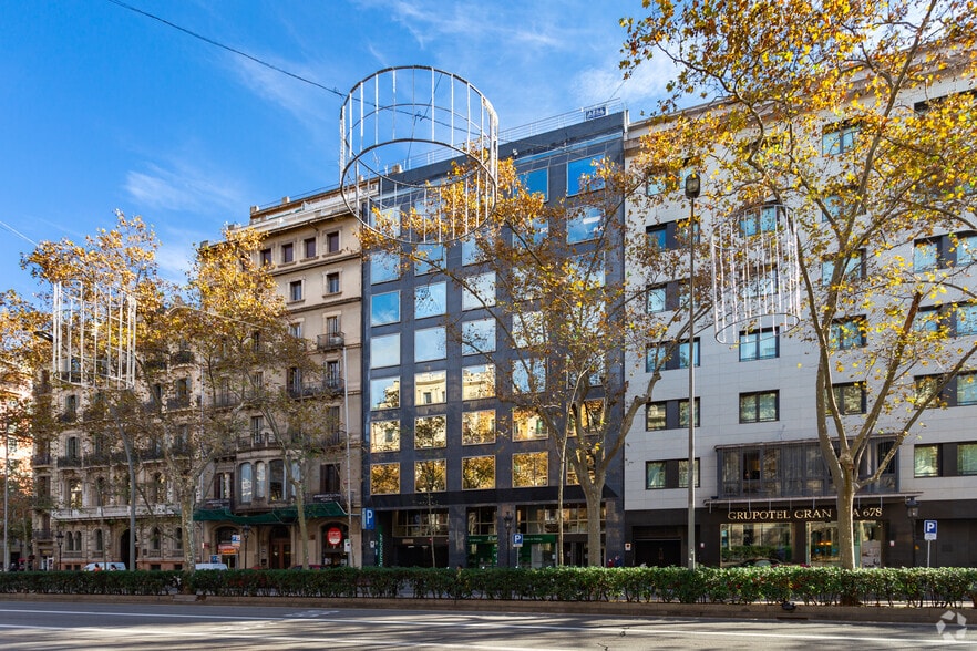 Gran Vía De Les Corts Catalanes, 680, Barcelone, Barcelona à louer - Photo de l’immeuble – Image 3 sur 4