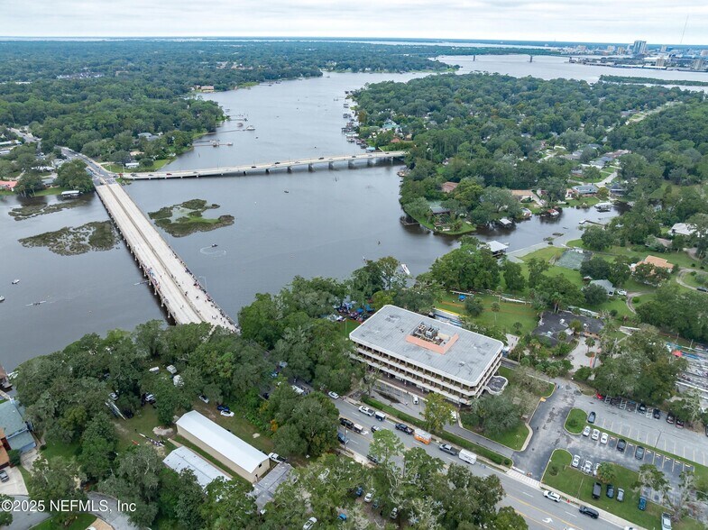 644 Cesery Blvd, Jacksonville, FL à vendre - Photo de l’immeuble – Image 2 sur 36