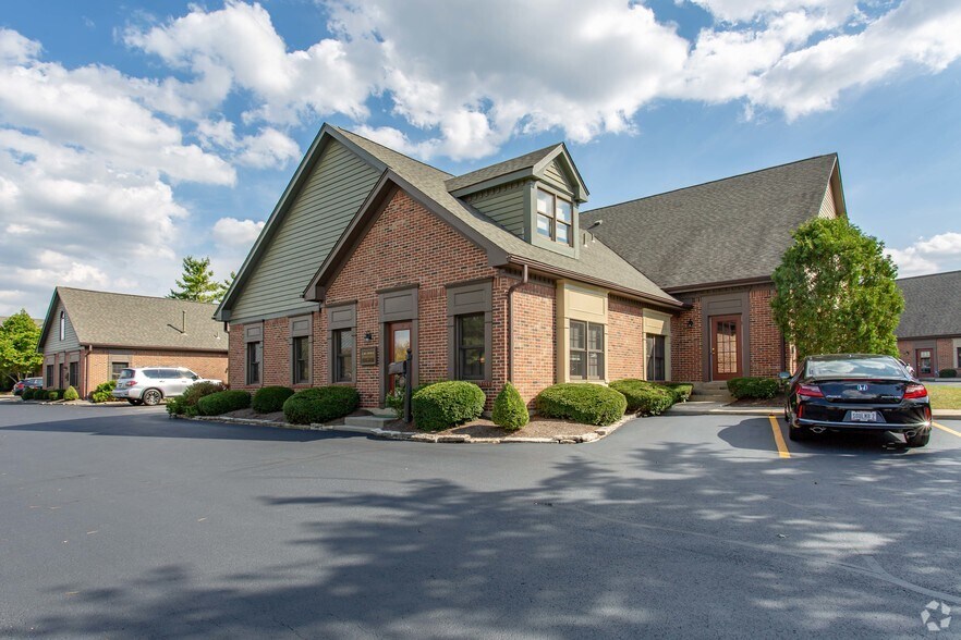 310-322 Regency Ridge Dr, Dayton, OH à vendre - Photo principale – Image 1 sur 6
