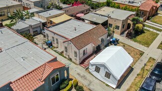 Plus de détails pour 2056 W 67th St, Los Angeles, CA - Logement à vendre