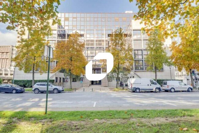 Plus de détails pour Bureau à vendre