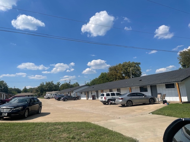111 S Broadway St, Bells, TX à vendre - Photo de l’immeuble – Image 2 sur 10