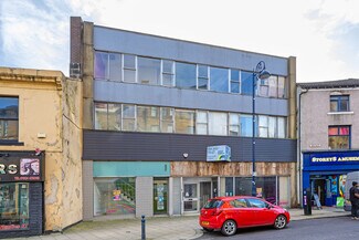 Plus de détails pour 25-27 Westgate, Dewsbury - Local commercial à louer