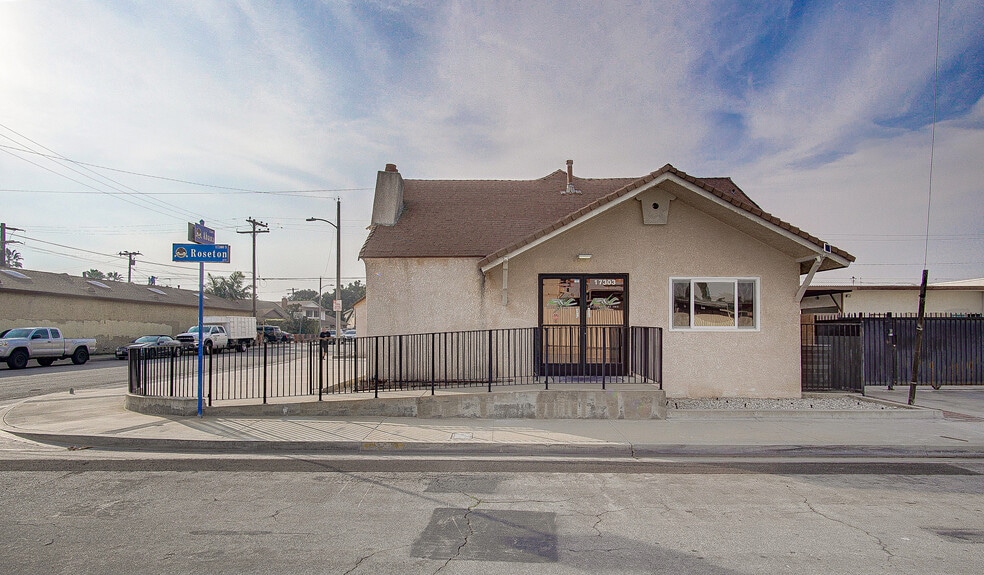 17303 Roseton Ave, Artesia, CA à louer - Photo de l’immeuble – Image 3 sur 29