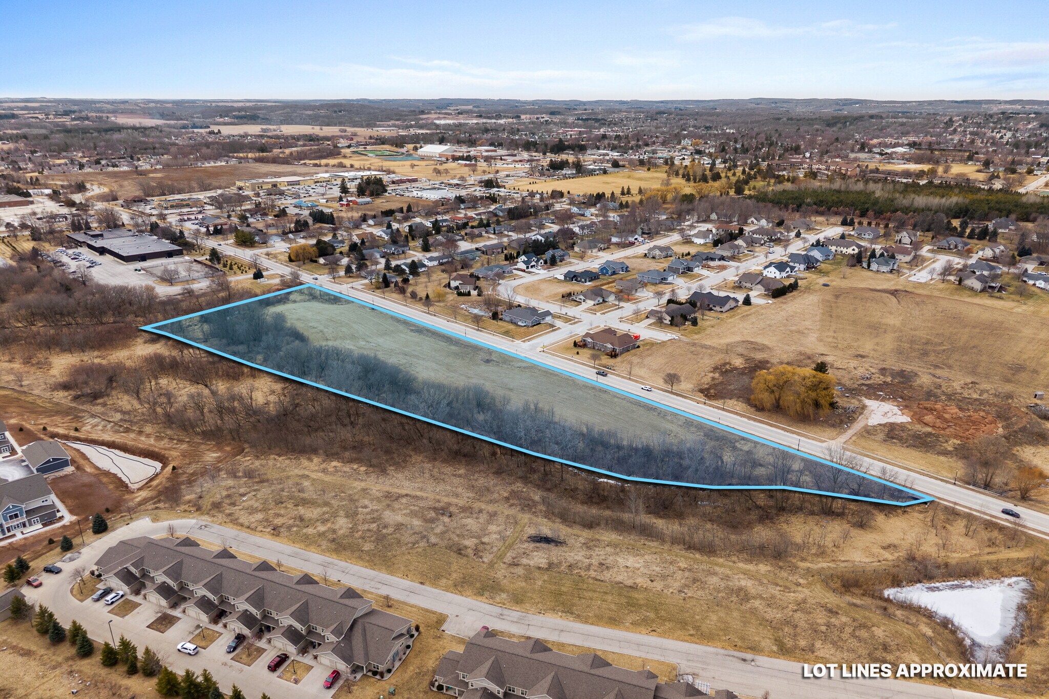 Lot 10 North Pleasant View Rd, Plymouth, WI à vendre Photo de l’immeuble– Image 1 sur 13