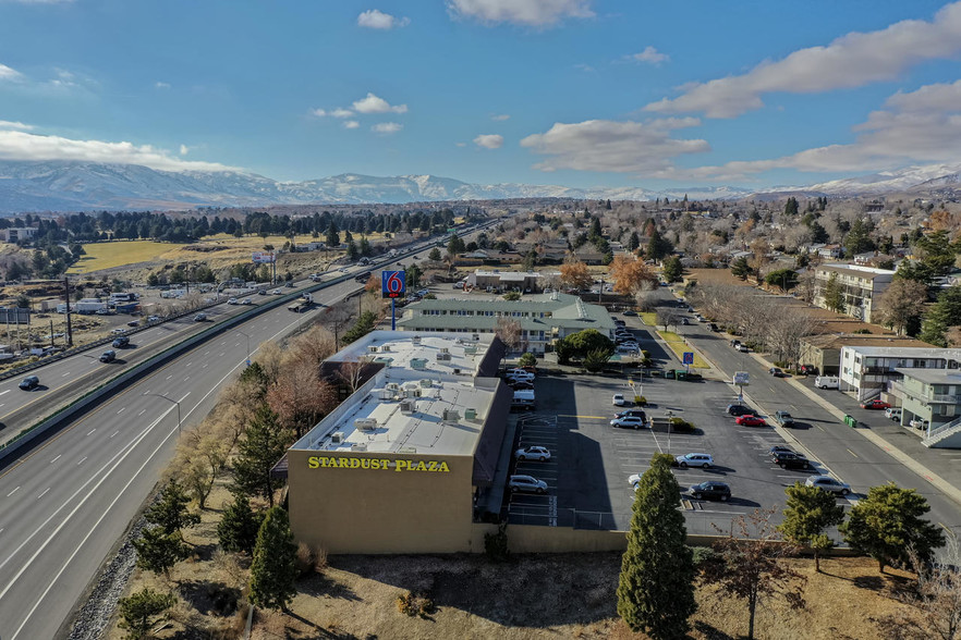 1350 Stardust St, Reno, NV à louer - Aérien – Image 2 sur 5
